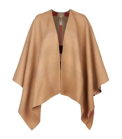 Burberry Reversible House Check Cape