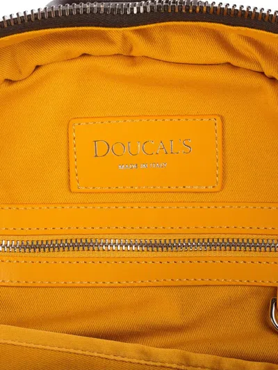 Doucal's Leather Zipped Backpack In Brown