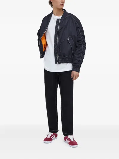 对比缝线飞行员夹克