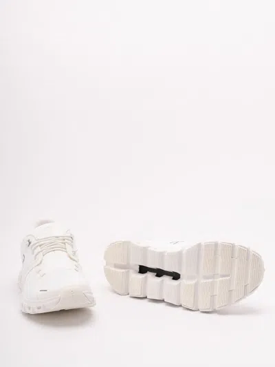 On Cloud 5 Low-top Sneakers In White