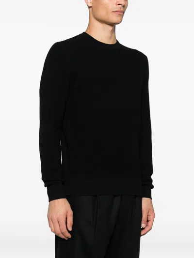 Vengera Classic Crew Neck Sweater In Virgin Wool In Black