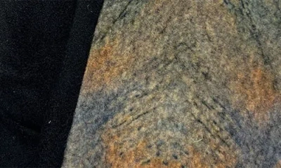 Marcus Adler Abstract Jersey Touchscreen Gloves In Blue