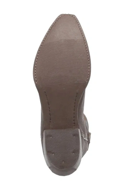 Dingo Gold Rush Pebbled Leather Cowboy Boot In Brown