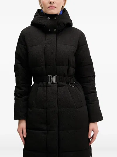 连帽领填充外套