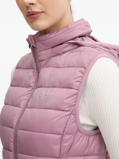 LOGO细节填充马甲