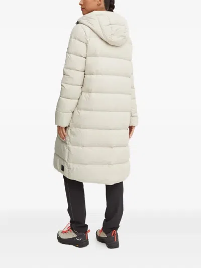 Jack Wolfskin Frozen Palace Hooded Quilted Coat In Neutral