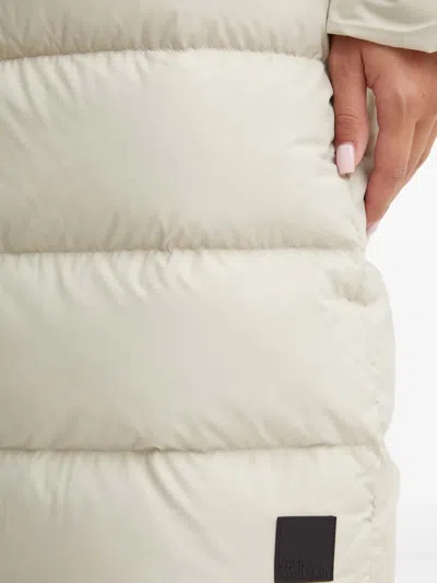 Jack Wolfskin Frozen Palace Hooded Quilted Coat In Neutral