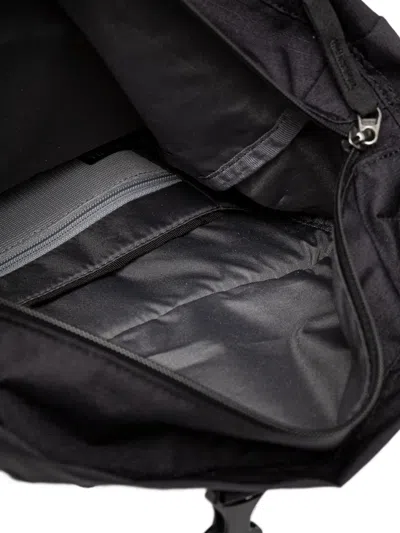 ISLAND 扣环卷盖双肩包