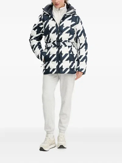 千鸟格纹羽绒夹克