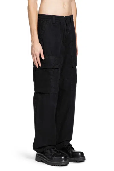 C.p. Company Cargo Pants In Black
