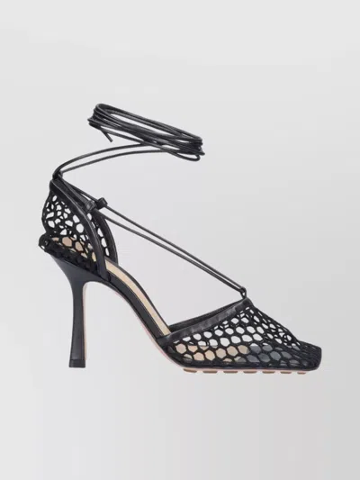 Bottega Veneta Pointed Toe Pumps With Mesh Design And Ankle Ties In Black