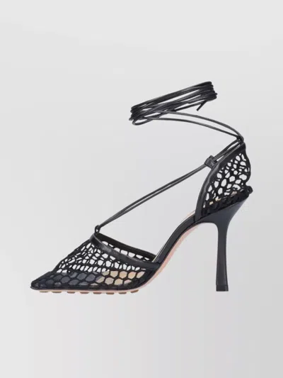 Bottega Veneta Pointed Toe Pumps With Mesh Design And Ankle Ties In Black