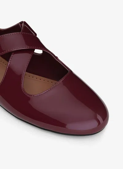 Alaïa Patent Leather Criss-cross Ballet Flats In Burgundy