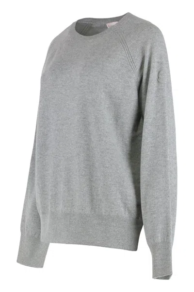 Moncler Relaxed Fit Cashmere Sweater In Gray