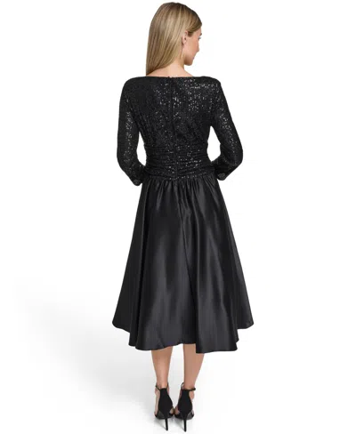 Jessica Howard Petite 3/4-sleeve V-neck Sequin Midi Dress In Black