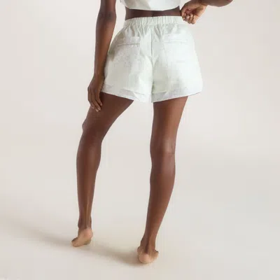 Lounge Sage In White