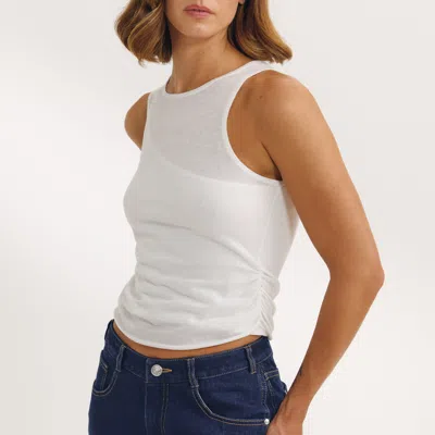 Lounge White In White