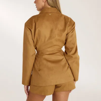 Lounge Tan In Gold