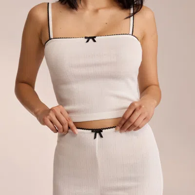 Lounge White In White