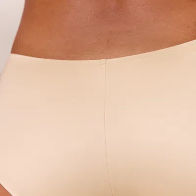 Lounge Vanilla In White