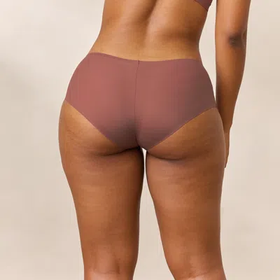 Lounge Nutmeg In Brown