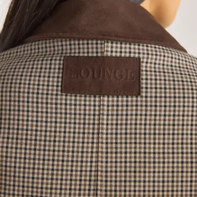 Lounge Brown In Gray