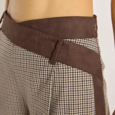 Lounge Brown In Brown
