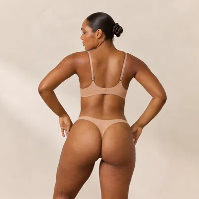 Lounge Invisible Form T-shirt In Neutral