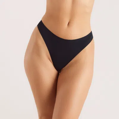 Lounge Black In Black