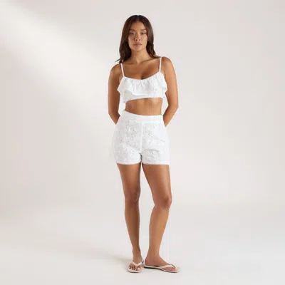 Lounge White In White