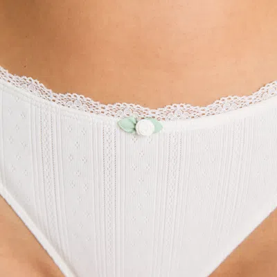 Lounge Cream In White