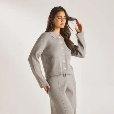 Lounge Warm Grey In Gray