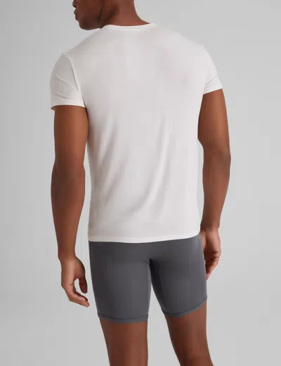 Tommy John Men's Cool Cotton High V-neck Stay-tucked Undershirt