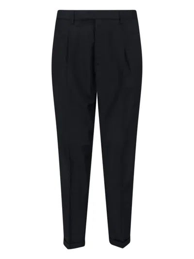 Cruna Straight-leg Black Trousers With Tailored Fit In Black