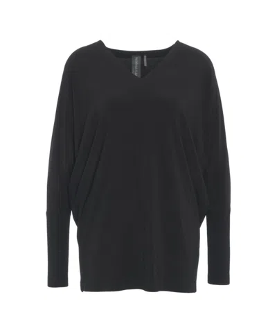 Norma Kamali Relaxed Fit Long-sleeved T-shirt With Classic V-neckline In Black