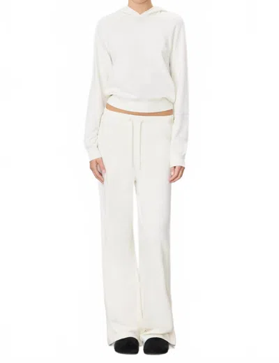 Éterne Drawstring Wide Leg Sweatpant In Bone In White