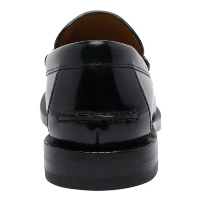 Gucci Round Toe Leather Loafers With Removable Detail In Black