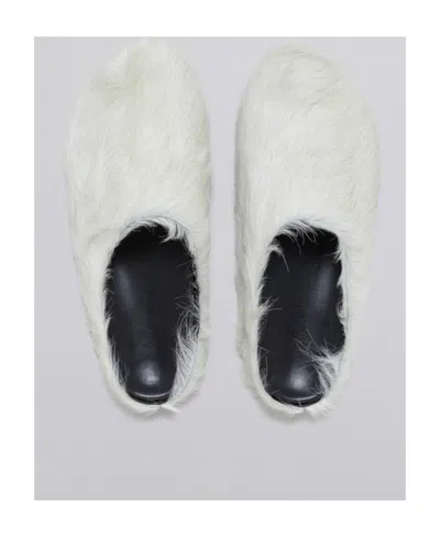 Marni White Long Hair Calfskin Fussbett Sabot In White