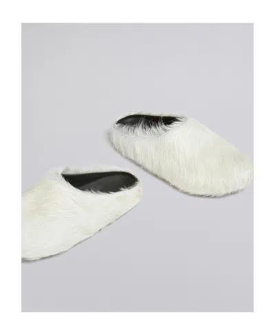 Marni White Long Hair Calfskin Fussbett Sabot In White