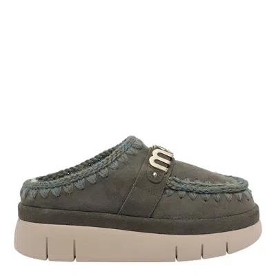 Mou Letter Logo Bounce Clog In Green