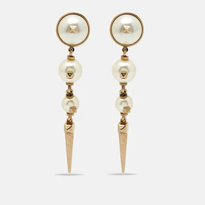 Pre-owned Valentino Garavani Rockstud Faux Pearl Gold Tone Earrings