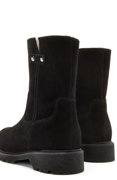 La Canadienne Hunter Genuine Shearling Lined Waterproof Boot In Black