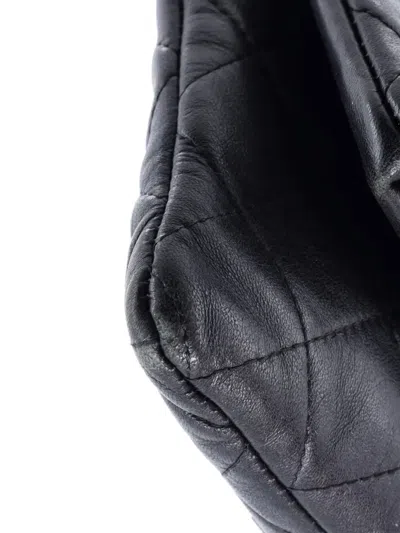 Pre-owned Chanel Beauty Cc Quilted Lambskin Clutch Bag In Black