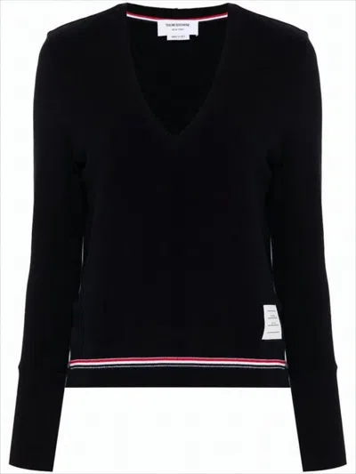 Thom Browne Fitted Long-sleeve V-neck Top With Ribbed Details In Black