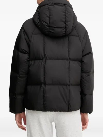 Puma Hooded Logo-detail Jacket In Black