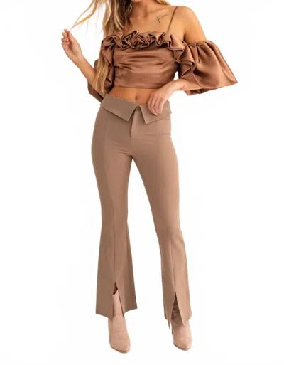 Le Lis Mousse Pant In Mocha In Brown