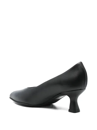 Pedro Miralles Firenze Pumps In Black