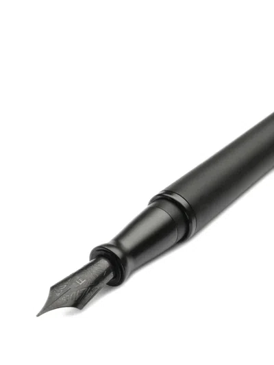 Pineider Avatar Ur Matt Engraved Fountain Pen (14.8cm X 1.42cm) In Black