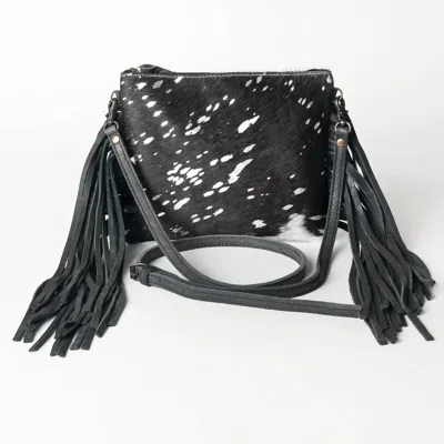 American Darling Women's Hide With Acid Wash And Fringe Purse Crossbody Bag In Black/white In Black
