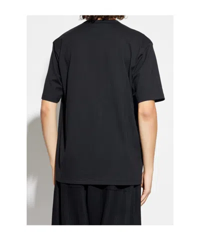 Comme Des Garçons T-shirt Comme Des Garcons Men Color Black In Black